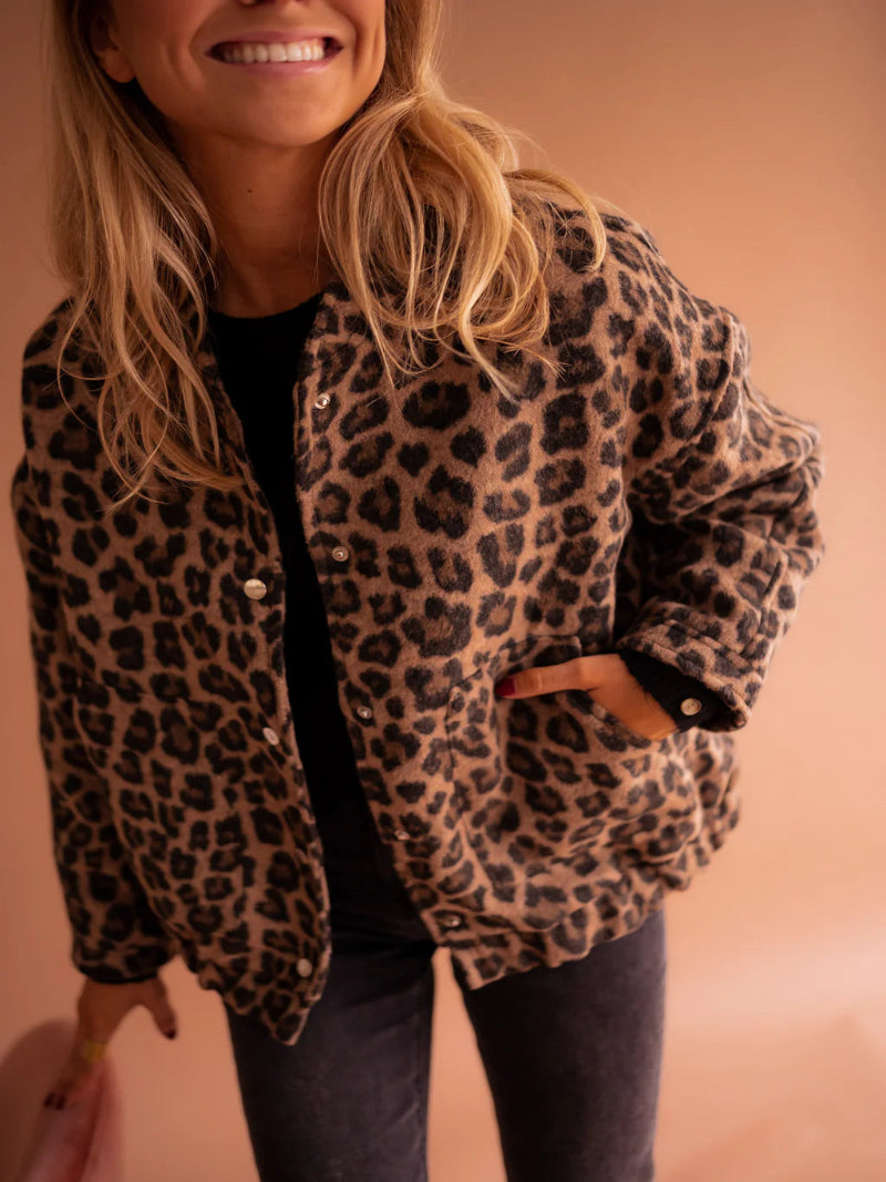Mia | The Safari Bomber